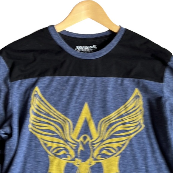 Assassin's Creed IV Black Flag Video Game Baseball Tee Shirt Size Medium - Picture 3 of 8